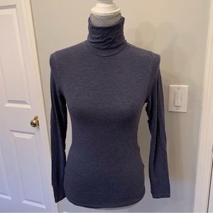 Majestic Filatures, viscose jersey turtleneck. Size 2